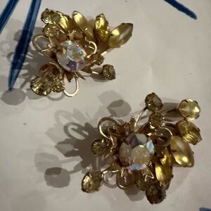 Vintage Gold Tone AB Yellow Crystal Floral Clip-on Climber Earrings Art Deco